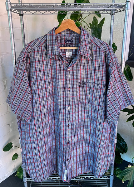 Vintage Y2K Echo Unltd Plaid Button Up Shirt