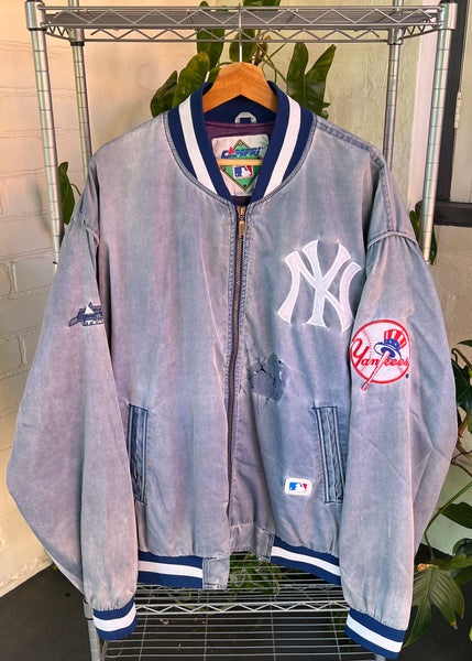 Vintage 90s Rare Campri TeamLine New York Yankees Satin MLB Jacket