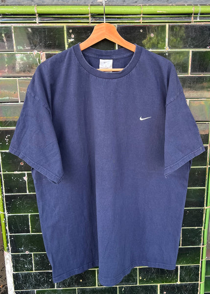 Vintage Y2K Nike Embroidered Swoosh T-shirt