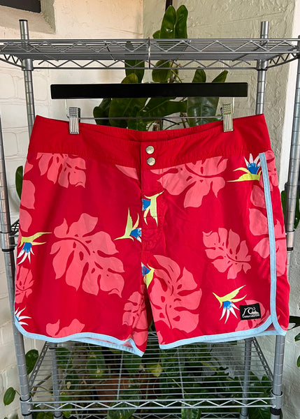 Vintage Y2K Quiksilver Short Boardies
