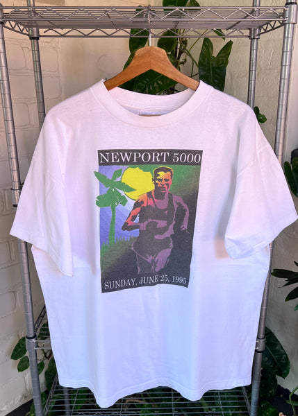 Vintage 1995 Newport 5000 T-shirt